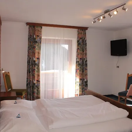 Valisera Hotel